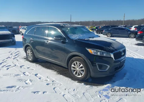 2016 Kia Sorento 2.4L L from USA, damaged, VIN 5XYPG4A31GG070721
